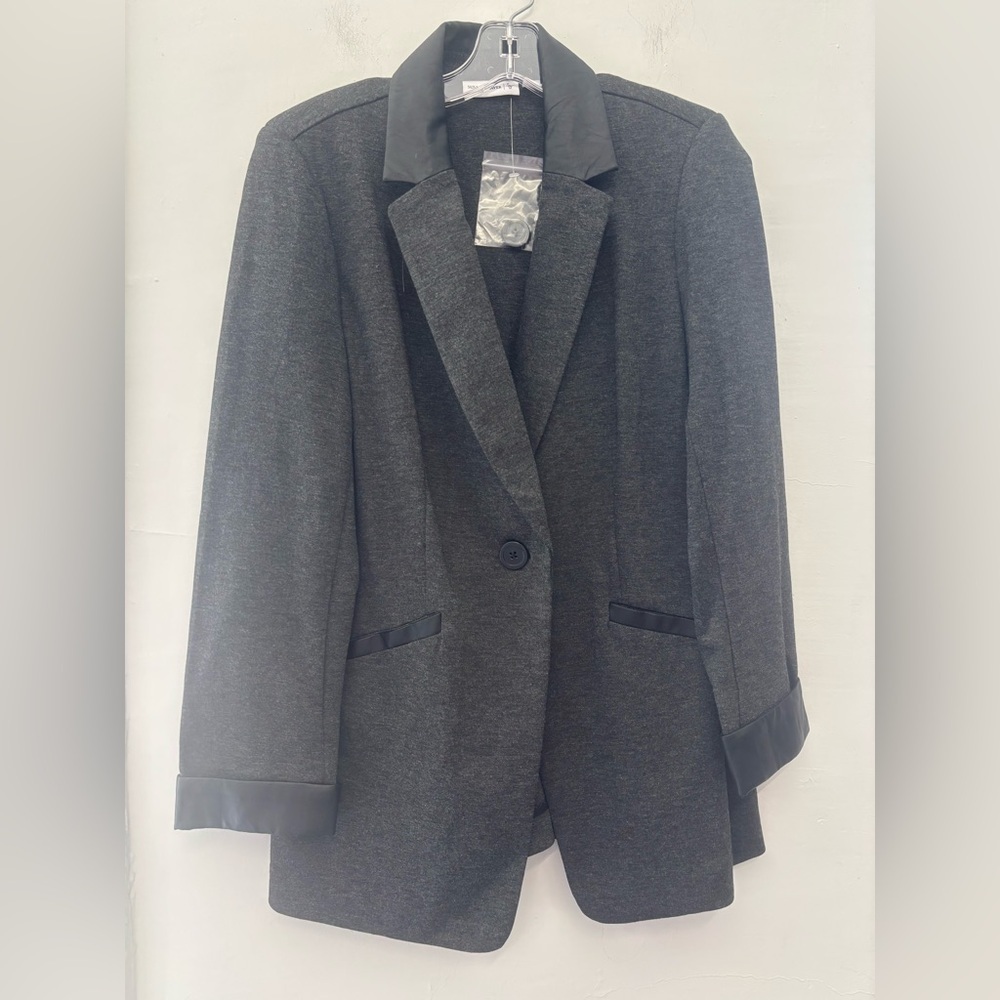 Susan Graver Grey Women's Blazer Size 8 NWT